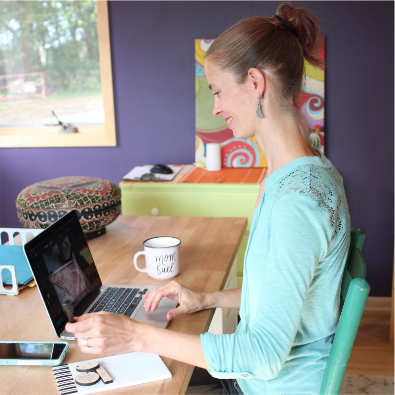 mompreneur Kathleen owner Smiling Tree Toys