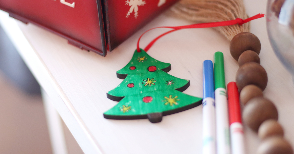 Plastic-Free, Please: A Sweet Holiday Rhyme for Eco-Friendly Gifting