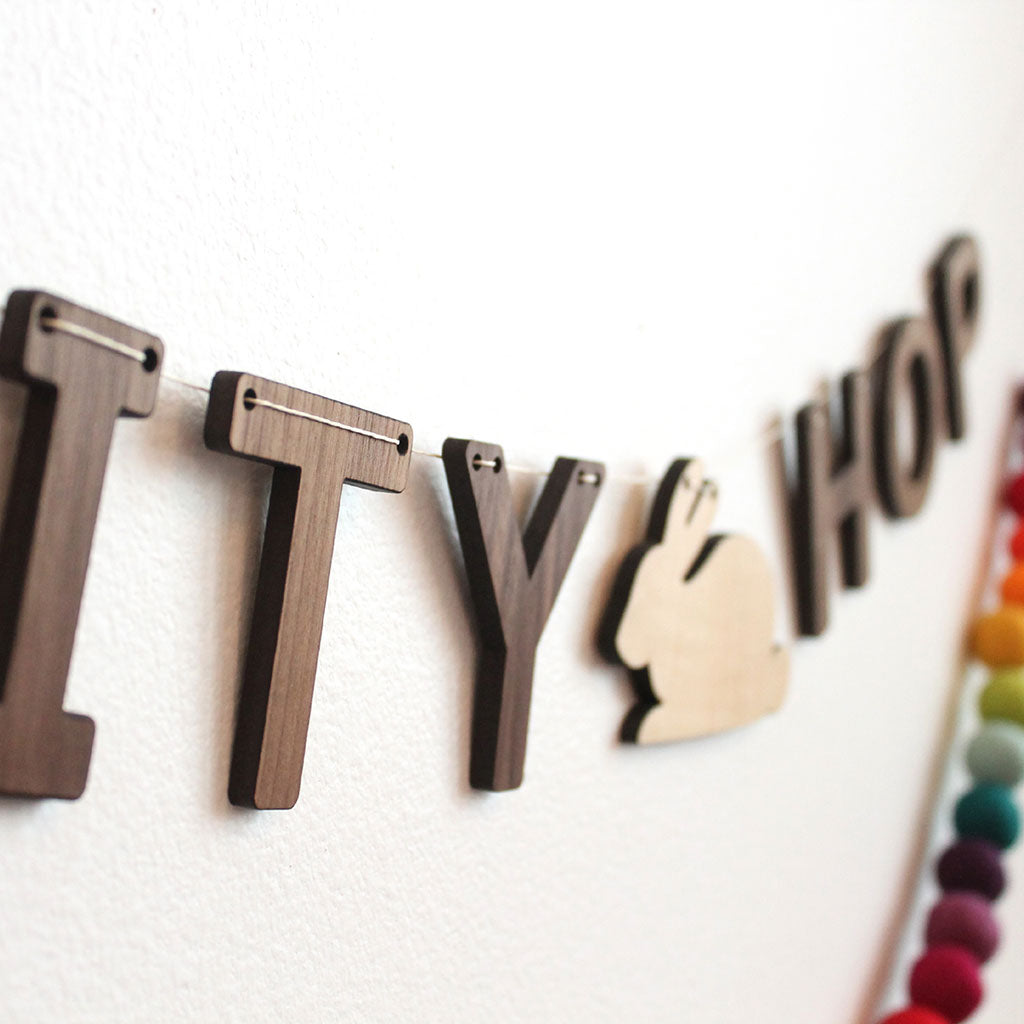 Hippity Hop Easter bunting wooden wall decor